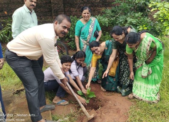 Vanamahothsava at BEM School